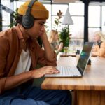 JBL Tune 770NC Wireless Over Ear Headphones - Image 2